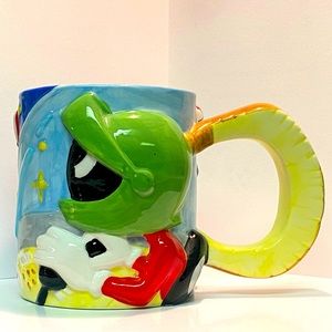 A Marvin the Martian ceramic mug. From Warner Brothers 1995